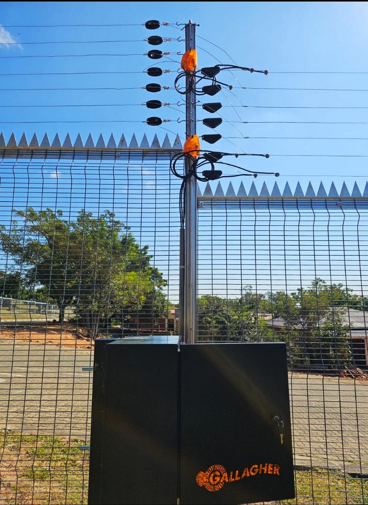 Fence Repairs & Maintenance